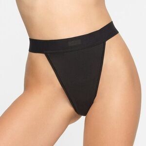 SKIMS Ribbed Thong Panty XS